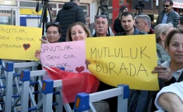 Kuşadası Belediye Başkanı Ömer Günel, Davutlar Mahallesi’nde ikinci mitingini gerçekleştirdi