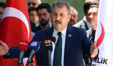 BBP lideri Destici: “İslam düşmanlığı yapanlara sesleniyorum, Müslüman değilseniz açıklayın, sizi azınlık statüsüne koyalım