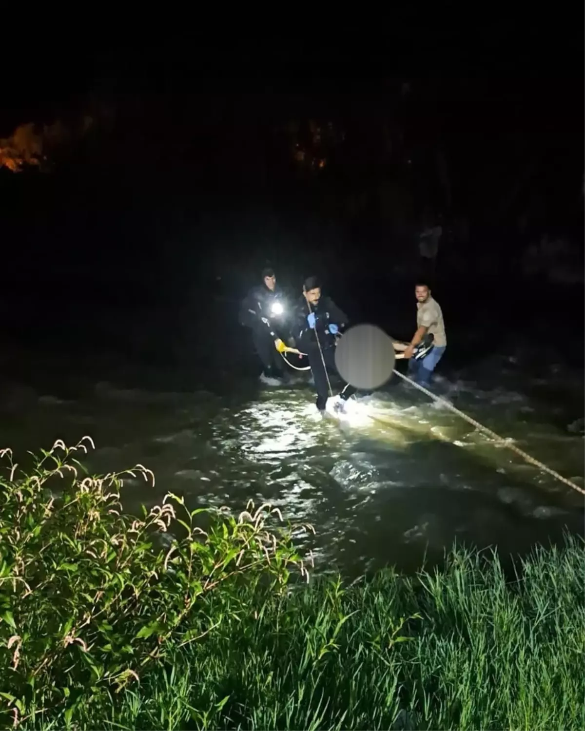 Asi Nehri’nde Erkek Cesedi Bulundu