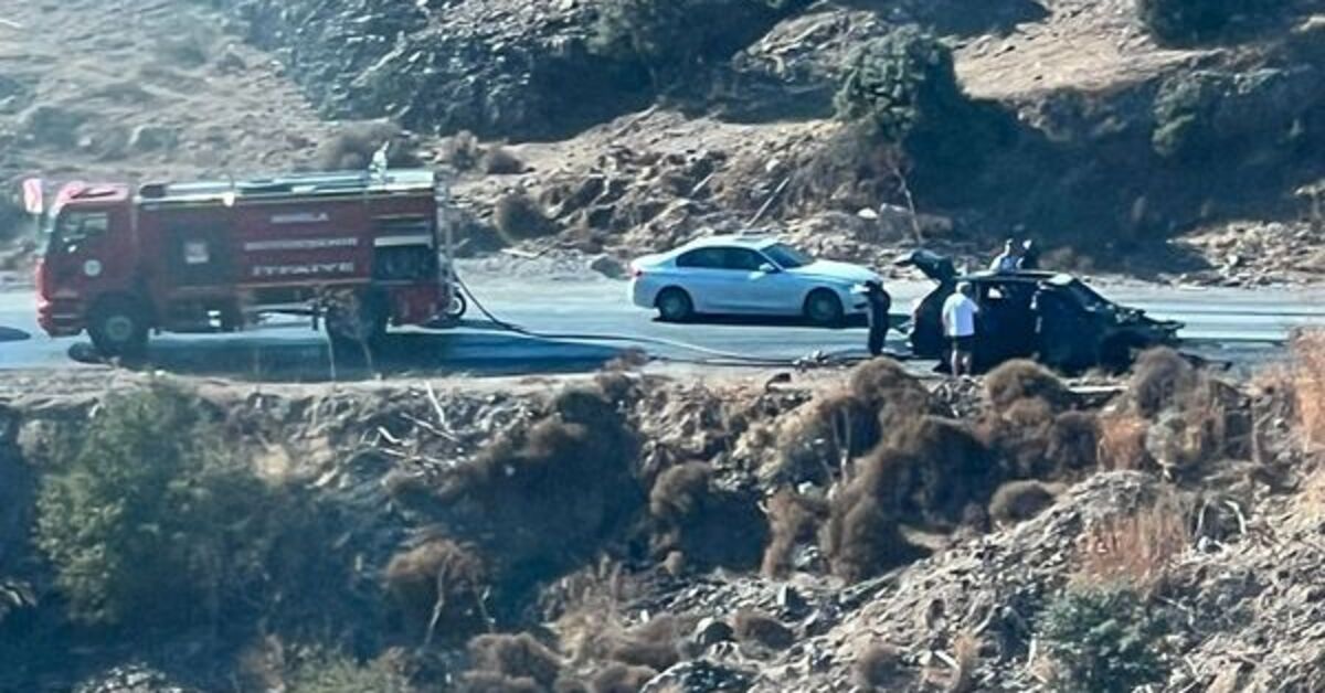 Bodrum’da seyir halindeki cip alev aldı