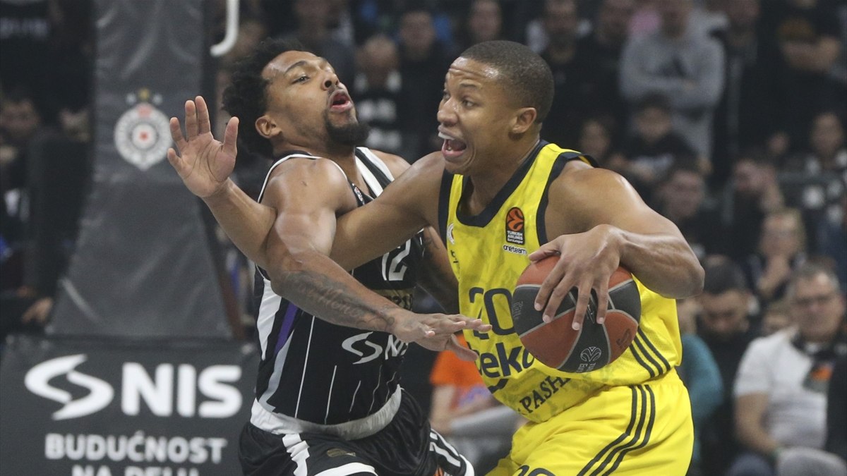 Fenerbahçe, Partizan’a da yenildi