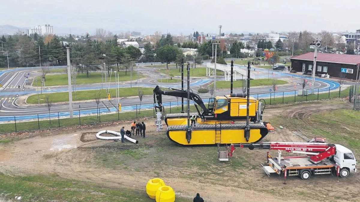 Körfezi temizleyecek amfibi araç işbaşında